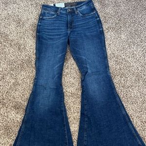 Women’s Wrangler Retro Trumpet Flare Jeans